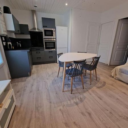 Superbe Appartement Renove A Neuf Centre Bourg Brem-Sur-Mer Kültér fotó